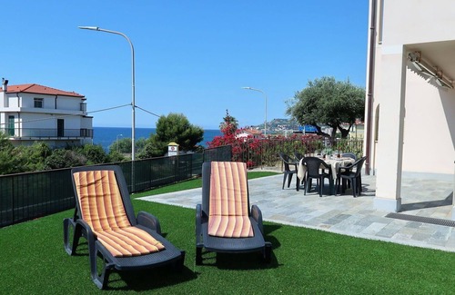 Riva Ligure Apartamento | Acogedor apartamento para 6 personas con WIFI, TV, terraza y aparcamiento