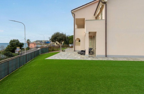 Riva Ligure Apartamento | Acogedor apartamento para 6 personas con WIFI, TV, terraza y aparcamiento