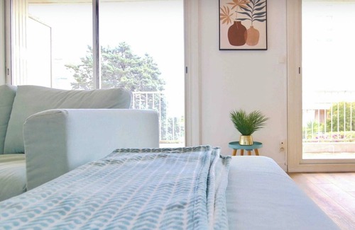 L'Evescat Apartamento | Cosy apartment ideally located in the heart of Les Sablettes, 5min walk from the beach