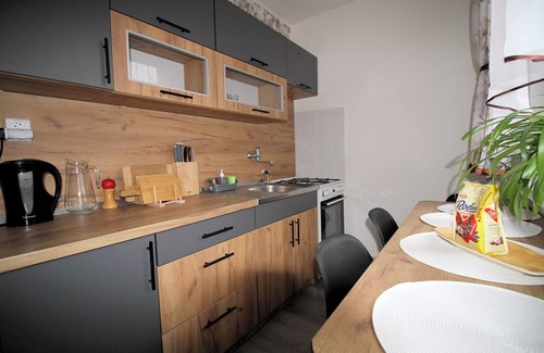 Poprad Apartamento | Cosy apartment, free parking, hudge kids playground, peaceful area. Welcome;).