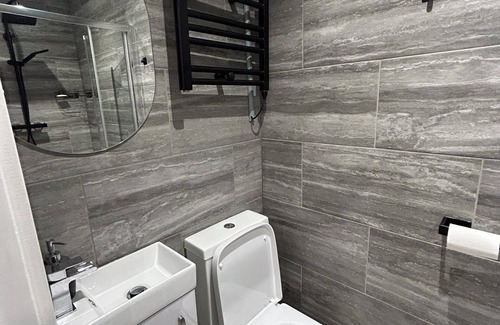 Horley Apartamento | Cosy apartment in a unique village close to Gatwick Airport and trains to london