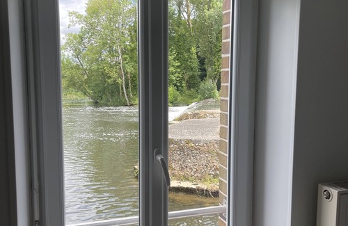 Marboue Apartamento | Cosy apartment in a riverside mill