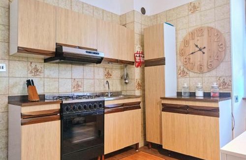 Carisolo Apartamento | Cosy Apartment in Carisolo with City View.