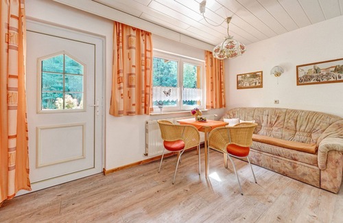Masserberg Apartamento | Cómodo apartamento en Heubach, Alemania en el bosque