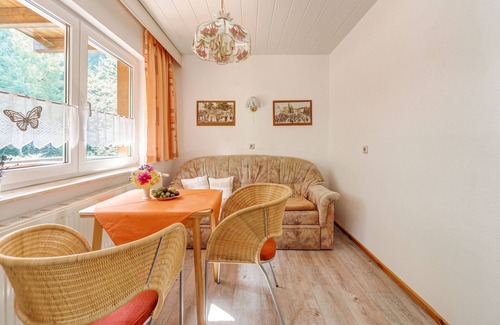 Masserberg Apartamento | Cómodo apartamento en Heubach, Alemania en el bosque
