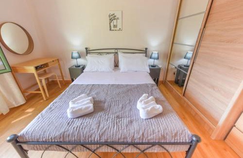 Vathi Apartamento | Cosy Apartment in Samos Town