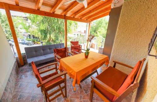 Vathi Apartamento | Cosy Apartment in Samos Town