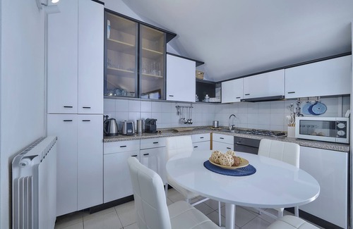 Fiumelatte Apartamento | "Acogedor apartamento en Varenna" con vistas al lago, balcón y Wi-Fi