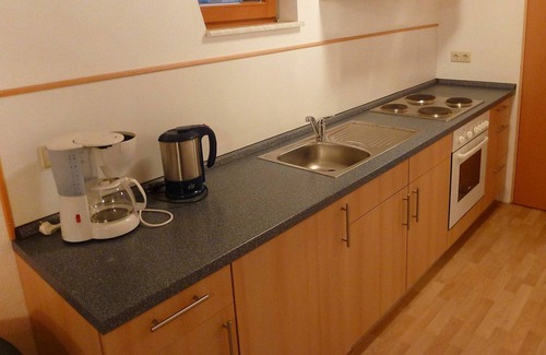 Neuried Villa | Hermoso apartamento en villa para 2 personas con WIFI, TV, patio y aparcamiento