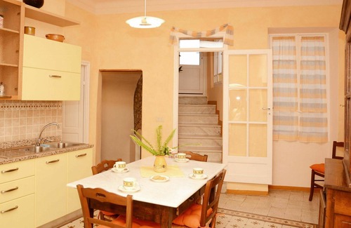 Valloria Apartamento | Bonito apartamento para 4 personas con WIFI, TV, terraza y aparcamiento