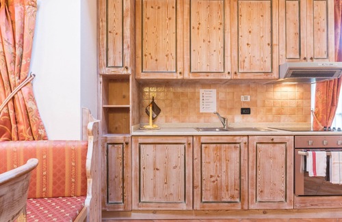 Almazzago Apartamento | Acogedor apartamento "Maso Margherita - Ara" con balcón, jardín y Wi-Fi