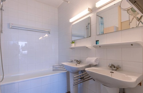 Duinbergen Apartamento | Cosy apartment with swimming pool at Laguna Beach