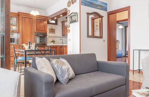Loreto Apartamento | Apartamento con WIFI, A/C, TV, terraza, vista panorámica, aparcamiento, cerca de Porto Recanati