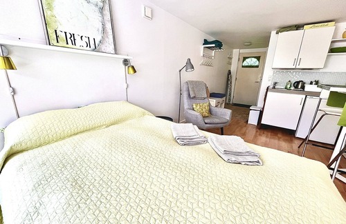 Vallensaek Apartamento | Cosy apartment with own terrace.