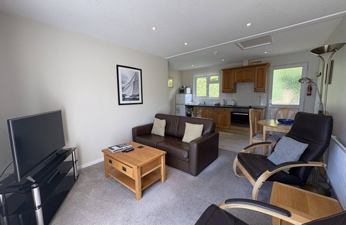 Seaton Apartamento | Cosy Apartment with Private Balcony & Fantastic Sea Views