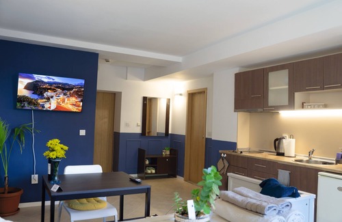 Golden Sands Apartamento | Cosy Apartment with Pool & near Beach