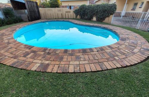 Potchefstroom Apartamento | Cosy Apartment