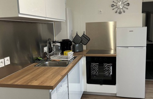 Le Blanc-Mesnil Apartamento | Cosy Appt Proche Paris Stade de France Bourget