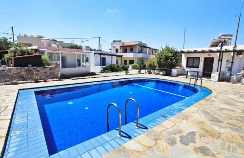Drapanos Apartamento | Cosy APT w/pool and fast Wi-fi