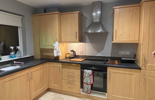 Dunmurry Casa | Cosy Authentic Irish Home, 10 mins from Belfast city centre.