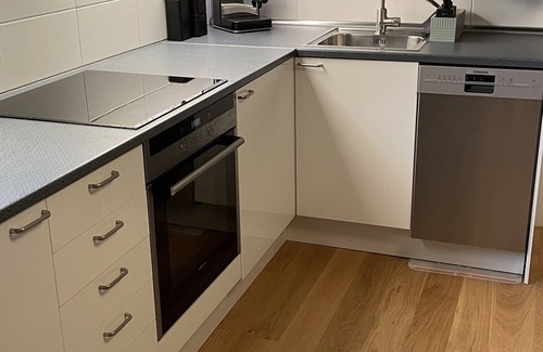Enskede Apartamento | Cosy basement flat in the heart of Tallkrogen - your perfect Stockholm oasis