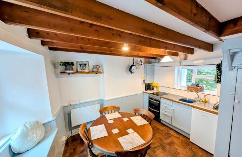 Cawsand Casa | Cosy Beach Cottage - Cawsand