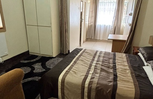 Ladysmith Cama Y Desayuno | Cosy Bed & Breakfast in a safe and secure area