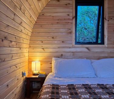Haverfordwest Otro | Cosy Cabin with sea view