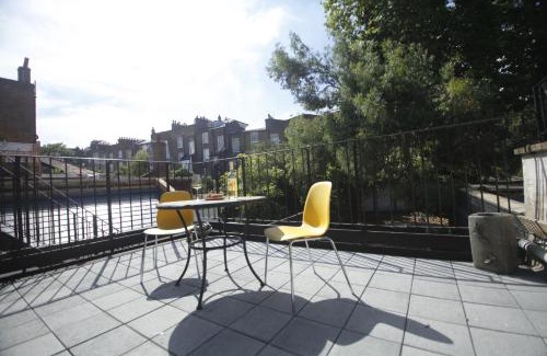 Camden Town with Primrose Hill Apartamento | COSY CAMDEN 2 BEDROOM APARTMENT WITH TERRACE