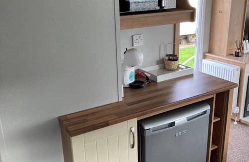 Tunstall Casa | Cosy Caravan Just 5 min Walk to the Beach