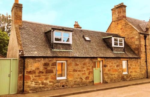 Dornoch Apartamento | Cosy Carnegie Cottage close to Dornoch Golf Course