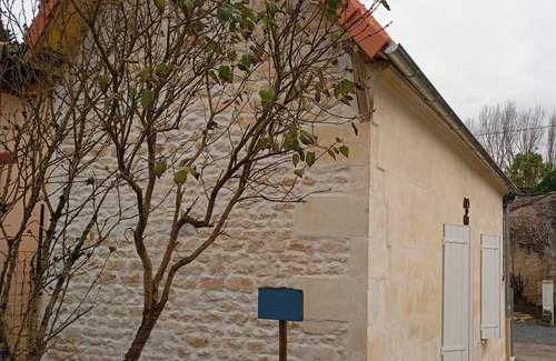 Champagnolles Casa | Cosy Chalet 50m² near Royan, Jonzac Spa