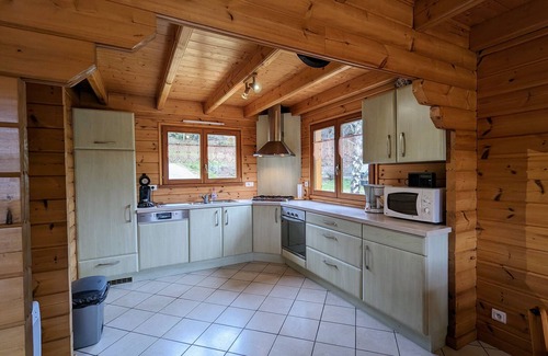 Vagney Cabaña | Chalet confortable 97m², près des pistes, forêts, et cascades - WiFi, jardin, parking, 3 chambres
