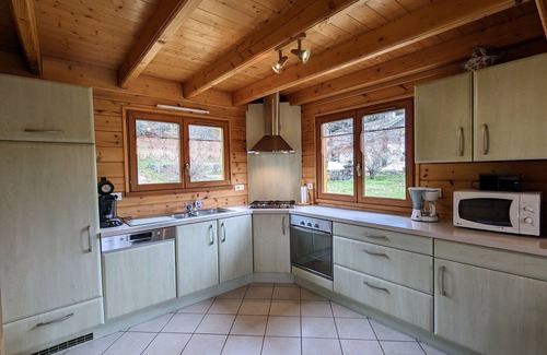 Vagney Cabaña | Chalet confortable 97m², près des pistes, forêts, et cascades - WiFi, jardin, parking, 3 chambres