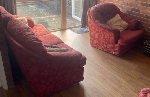 Amroth Chalet De Esquí | Cosy chalet with breathtaking sea views of the bay. Pet friendly.