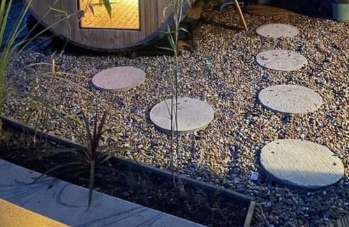 Stroud Cabina | Cosy chalet with sauna and hot tub