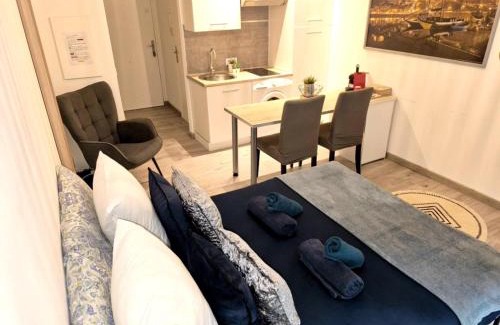 Prado - Republique Apartamento | Cosy & Chill Studio avec piscine résidentielle & Proche centre ville- IDéal pour couple et professionels