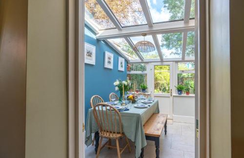 Oxford Casa | Cosy City-Centre House near Train Station & Business School, with Garden