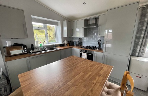 Tan-y-groes Casa | Cosy Clos Y Hendy Lodge