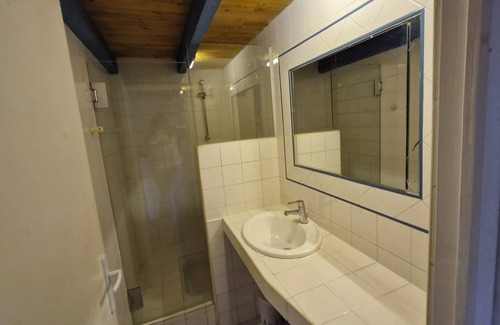Faucon-de-Barcelonnette Apartamento | Cosy, comfortable mountain apartment with swimming pool