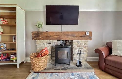 Kewstoke Casa | Cosy Coastal Retreat-Dog Friendly