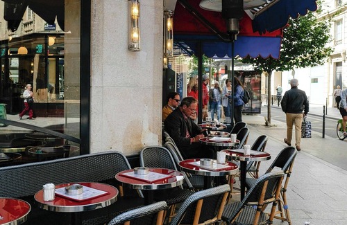 18th Arrondissement Apartamento | Cosy Cocoon for 2P With A/C - Near Montmartre