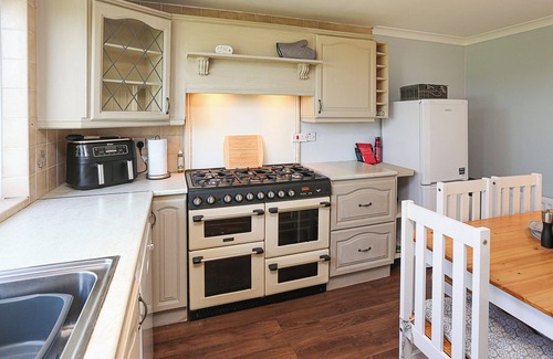 Hillsborough Cabaña | Cosy cottage 5 Minutes from Royal Hillsborough