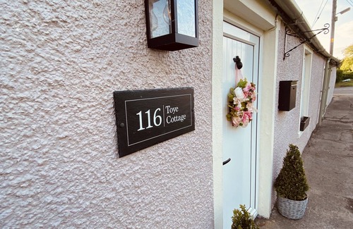 Downpatrick Cabaña | Cosy Cottage 5 mins from Killyleagh, Strangford Lough (Pet-Friendly!)