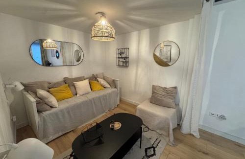 La Ciotat Apartamento | Cosy cottage by Alice Mer Sable Doré Parking
