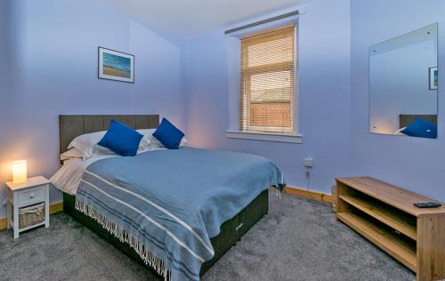Lossiemouth Casa | Cosy Cottage Close to East Beach, Shops, Restaurants and RAF base