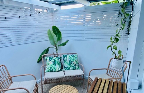Allambie Heights Cabaña | Cosy cottage in Allambie Heights