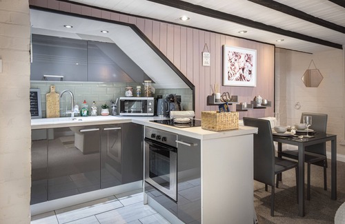Lytham St. Anne's Cabaña | Cosy Cottage in Lytham St Annes - Close to Beach