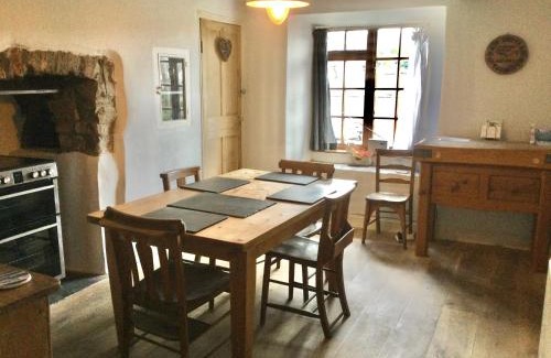 Georgeham Casa | Cosy Cottage in Lovely Georgeham