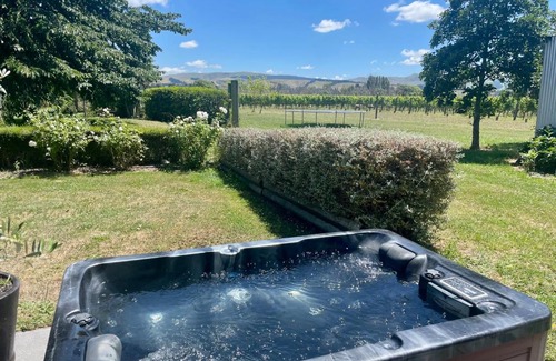 Waipara Casa | Cosy Cottage in the Vines